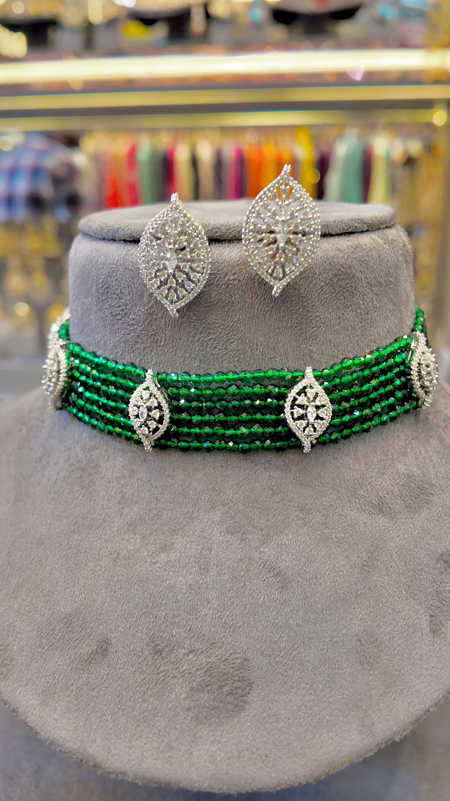 bottle green seized choker bottle green seized choker